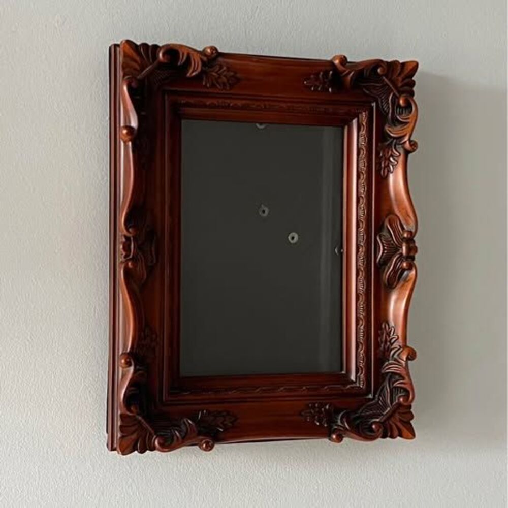 5 x 7 Ornate Wood Frame